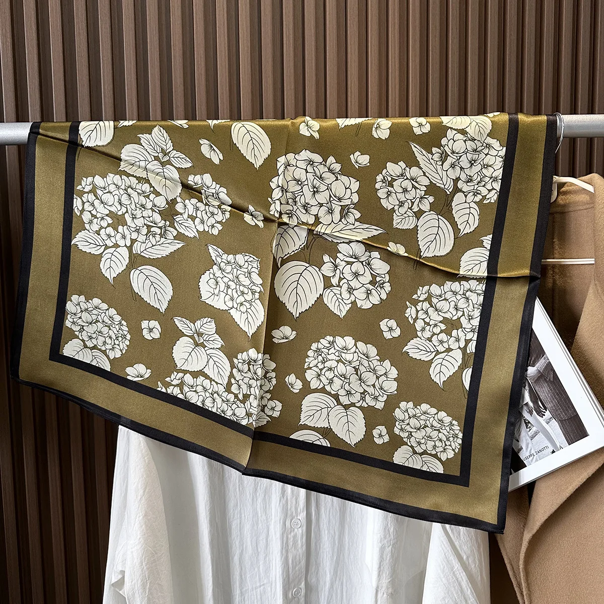 

100% шелковый шарф тутового шелкопряда для женщин, высокое качество, квадратный модный шейный платок с принтом для волос, шаль, хиджаб, бандана, женский аксессуар