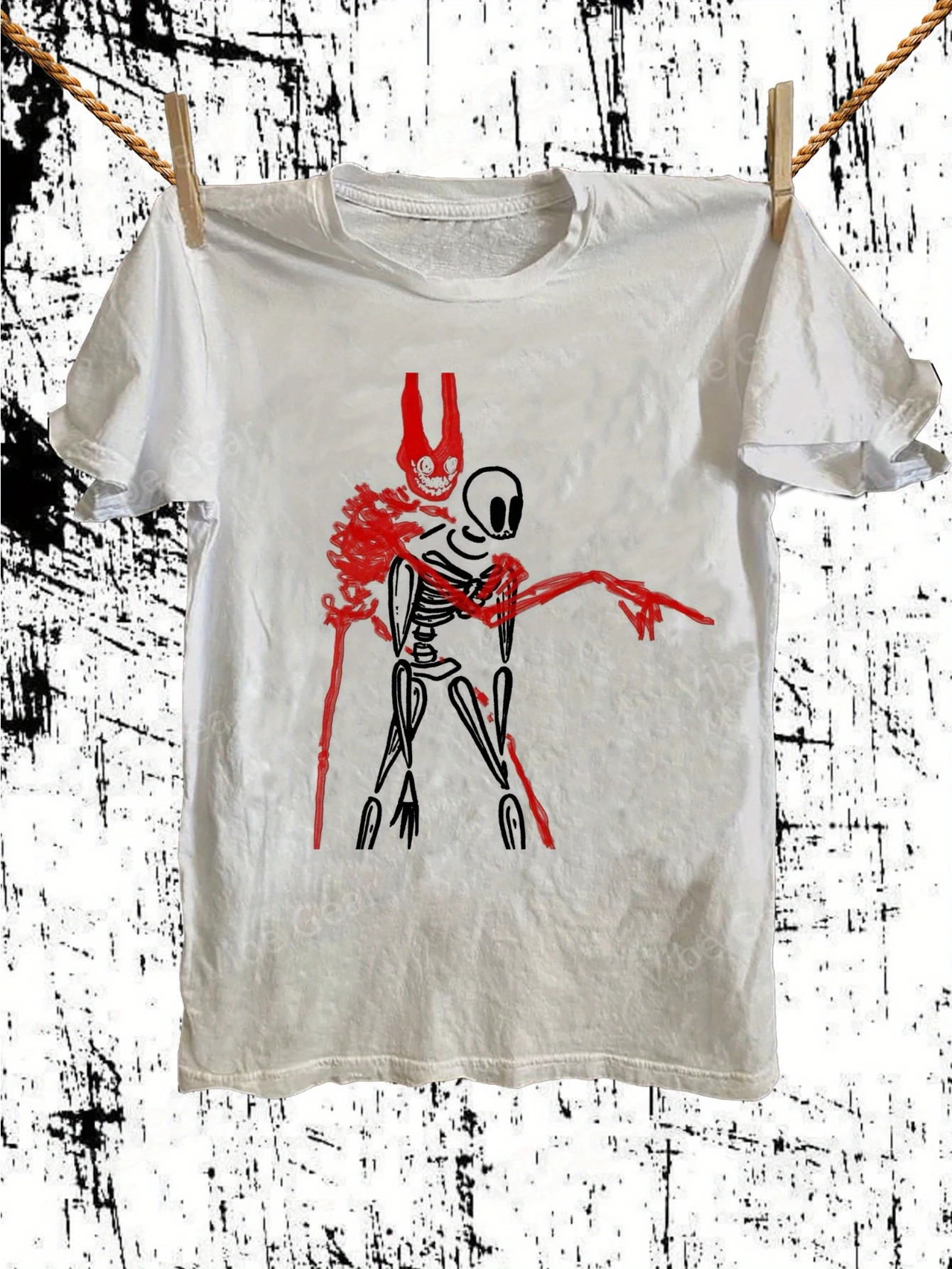 Vouevessel Men's T-shirt: Sharp Gothic T-shirt with Black and Red Skull Design and Abstract Devil Pattern  streetwear