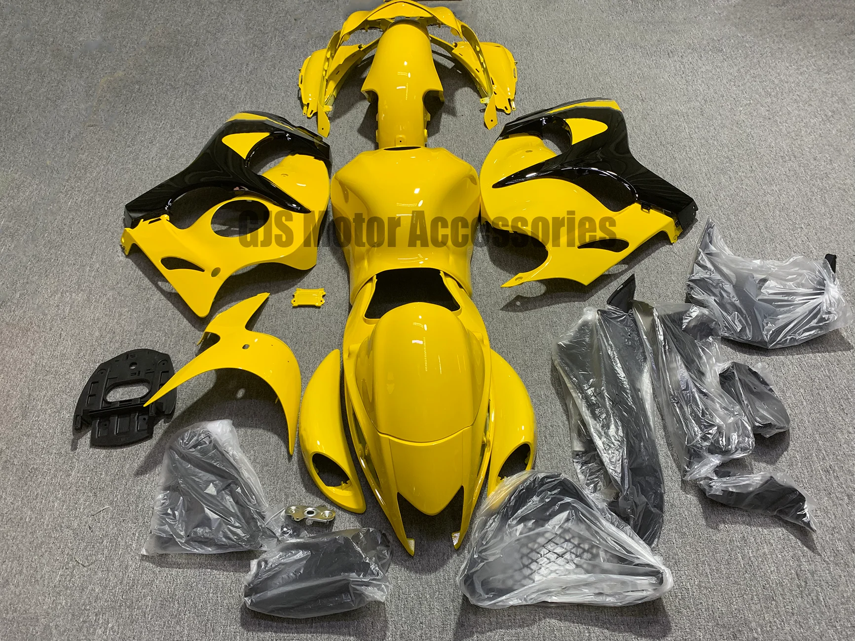 

Комплект обтекателей (желтый) для SUZUKI Hayabusa GSX1300R 2008-2018 годов выпуска