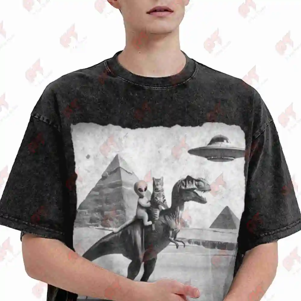 Alien Riding Dinosaur Pyramids UFO Vintage Washed Tee Pure Cotton T-Shirt