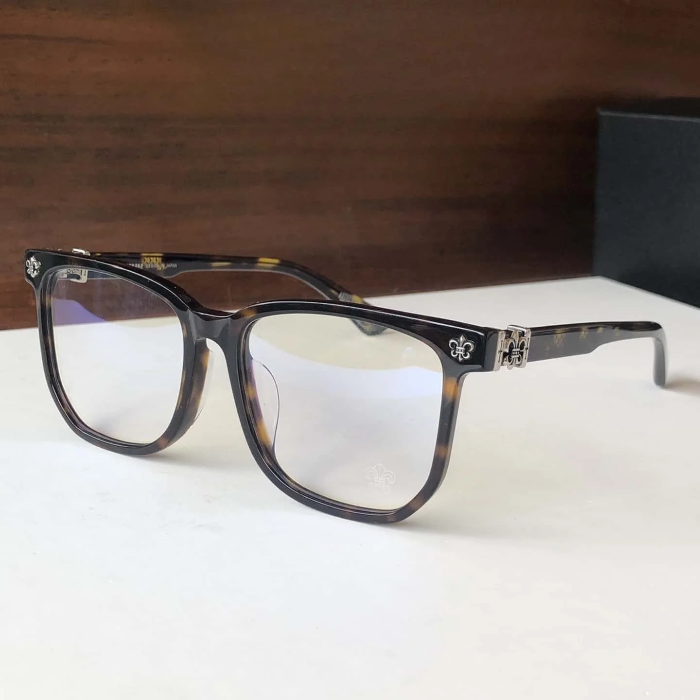 2025 موضة المرأة الفاخرة العلامة التجارية وصفة طبية نظارات التيتانيوم خلات الرجال قصر النظر القراءة الكمبيوتر مكافحة الضوء الأزرق النظارات #3