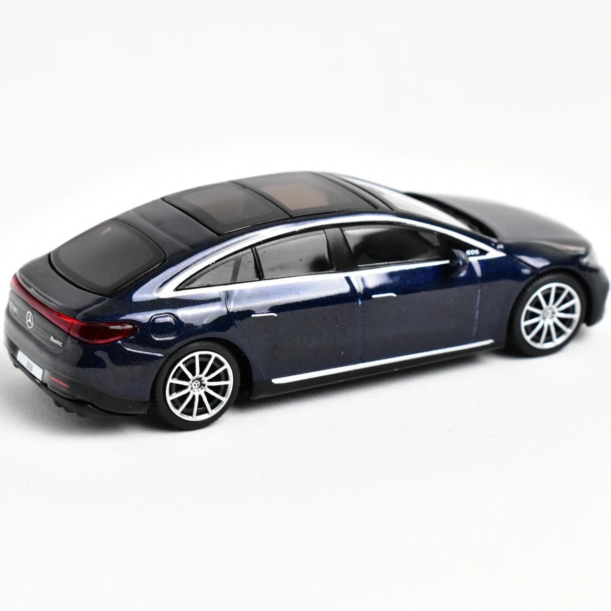 

MINIGT TSM 559 1:64 EQS 4MATIC Car Model