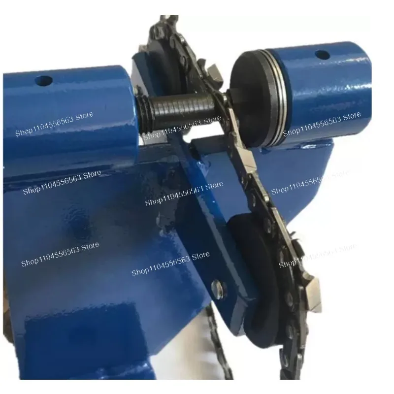 Small maintenance and connection equipment for chain saw chain connectors