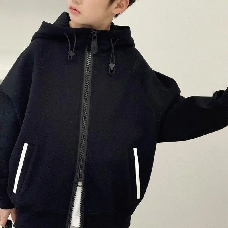 

Весенне-осенний детский повседневный топ, новинка 2025, стильный кардиган с капюшоном для мальчиков среднего и большого размера