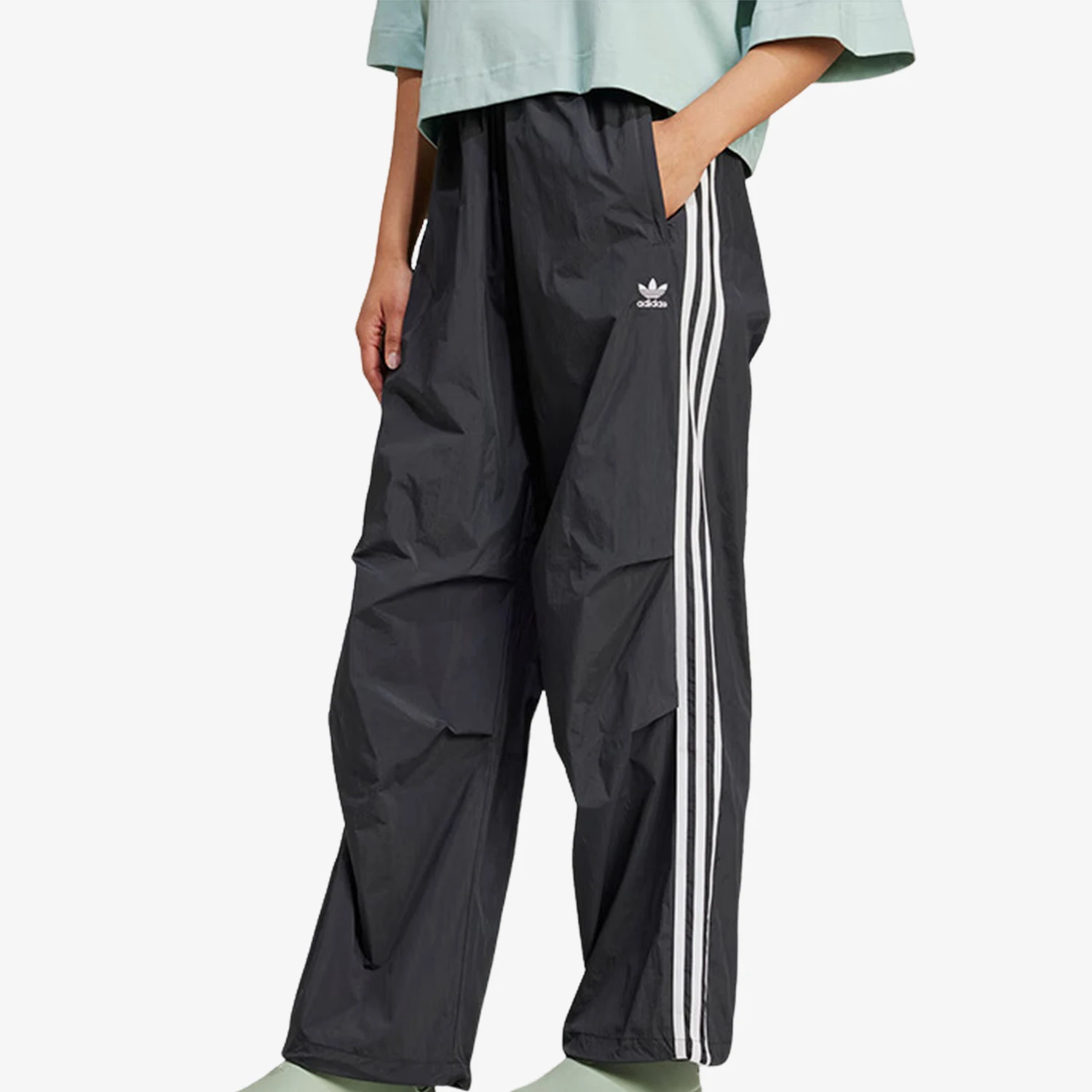 

Adidas genuine Women's Loose-Fit Sportswear Trousers IY7251