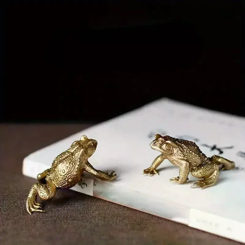 Feng Shui Copper Fortune Pocket Money Toad Brass Figurine Indoor Outdoor Decor Statue No Electricity Required