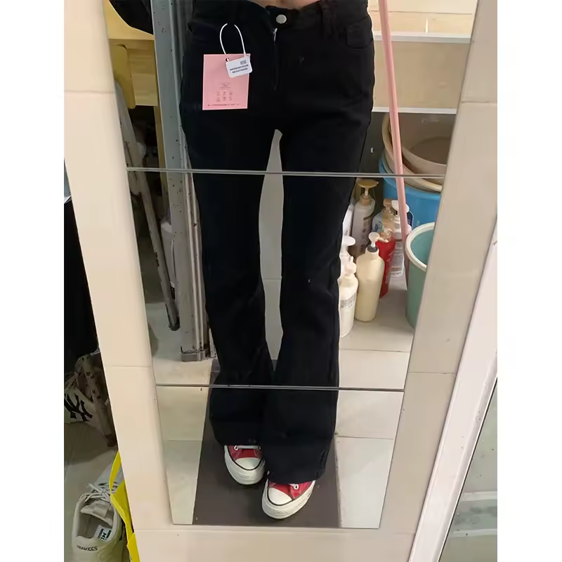 2. 블랙 플리스 안..