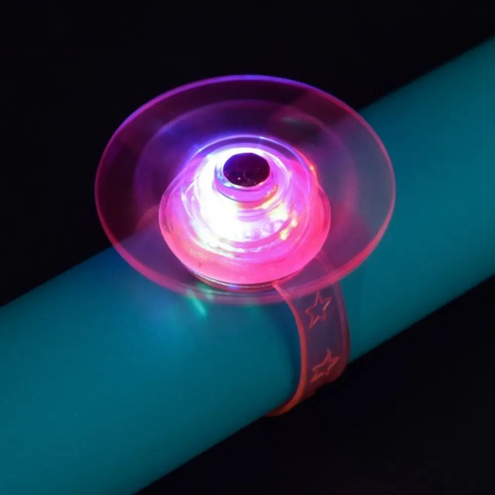男の子と女の子のための暗闇で光るブレスレット、LEDリストバンド、マルチカラー時計、ソフトPVC、ライトアップおもちゃ
