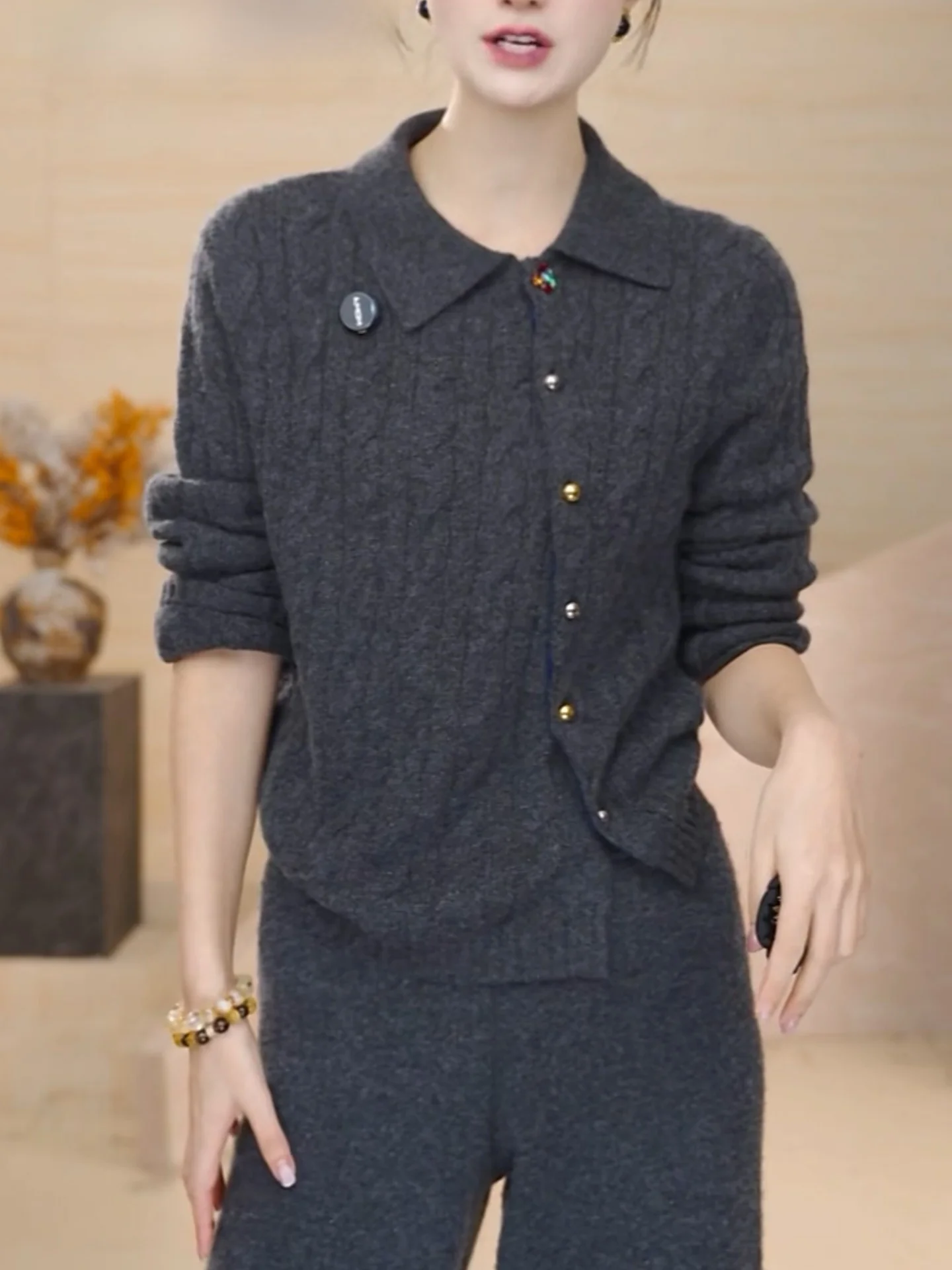 

Женский кардиган оверсайз 2025: Новинка осени-зимы, универсальный, теплый, модный, в корейском стиле, свободного кроя, пальто-кардиган