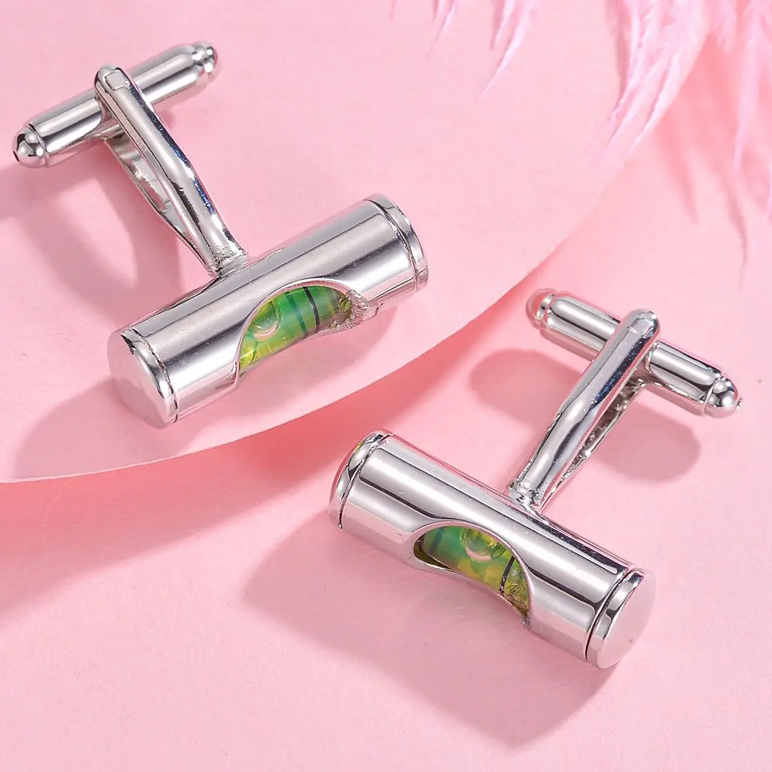 High Quality Hotsale Novelty Green Cylindrical Level Gauge Shirt Cufflinks Jewely For Birthday Wedding Gift