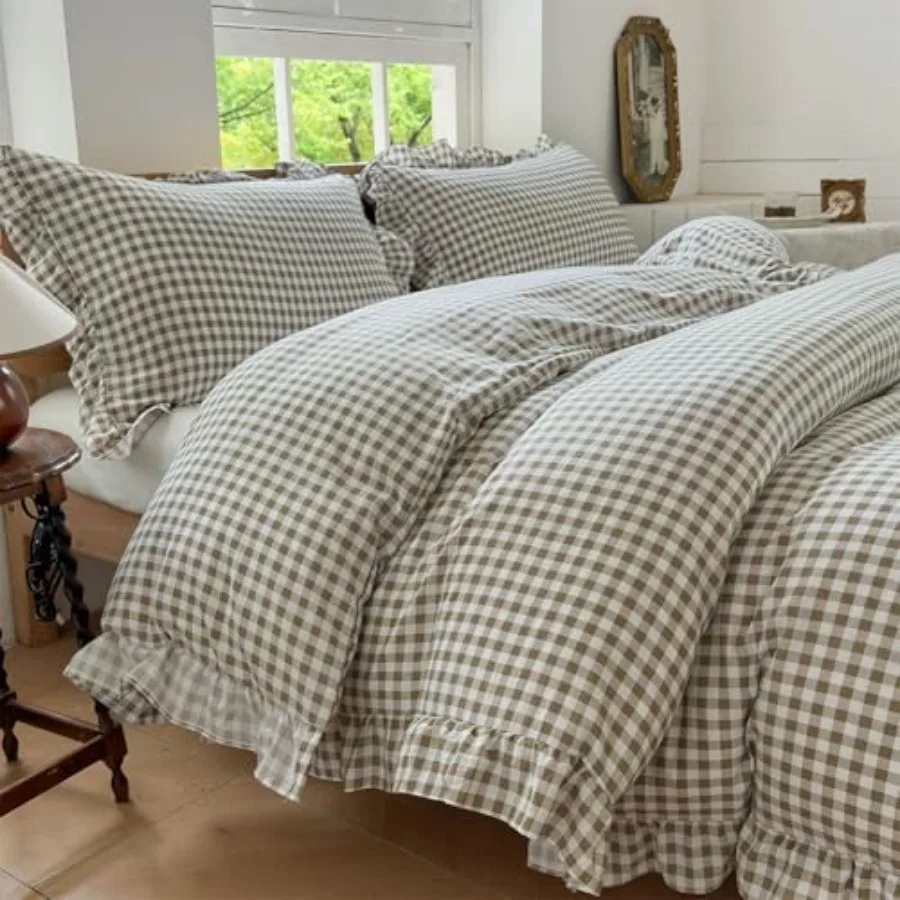 

Ruffle Duvet Cover Queen Size 3 Pieces Taupe Soft Pre-Washed Microfiber Checked Plaid Comforter Cover Set Vintage Farmhouse Bed
