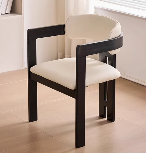

10 chairs
