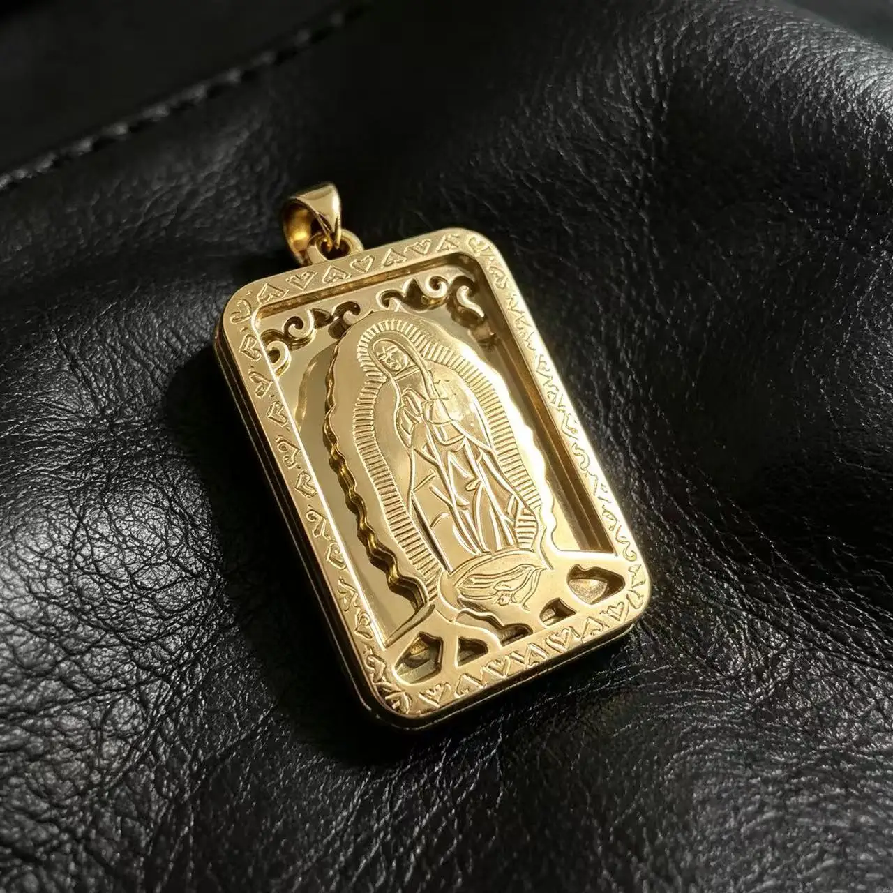 HNSP Stal Nierdzewna Medalik z Wizerunkiem Matki Bożej z Guadalupe, Kwadratowy Naszyjnik, Religijna Biżuteria Katolicka, Akcesoria — zdjęcie 4