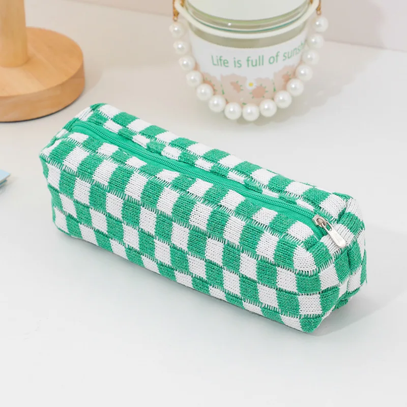 Checkered Makeup Bag,Travel Toiletry Bag Cute Makeup Brushes Bag Cosmetic Bags for Women Zipper Makeup Bags for Purse