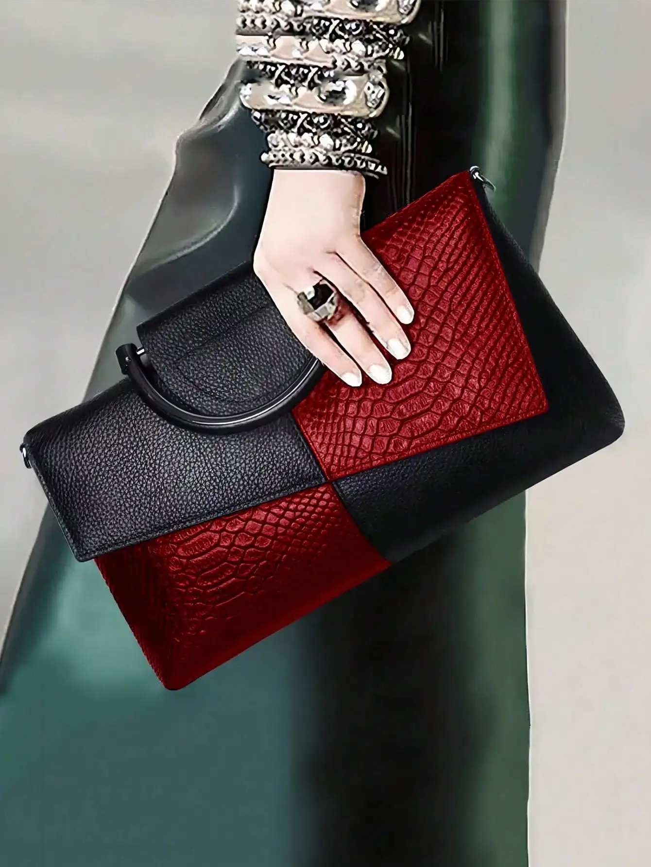 

Luxurious PU Leather Messenger Bag, Fashionable and Trendy Women's Versatile Handbag Elegant Crocodile Pattern Clutch Bag