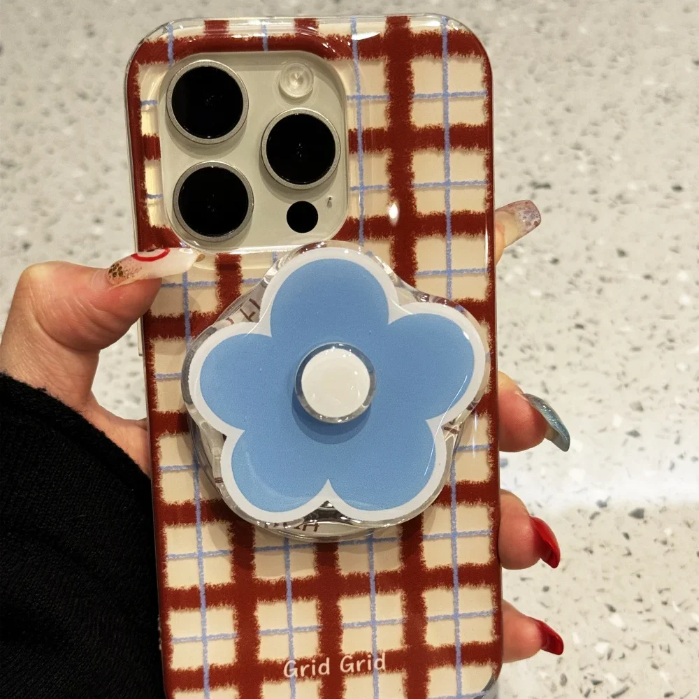 Lindo teléfono magnético Magsafe con flor giratoria adecuado para iPhone 17 estuche de carga inalámbrica soporte para teléfono