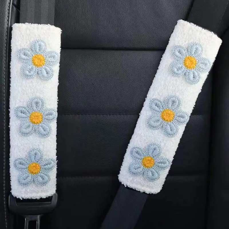 

2 шт., маленькая цветочная защита на плечо, аксессуары для салона автомобиля, женский плюшевый креативный ремень безопасности, чехол, аксессуары для интерьера для девочек