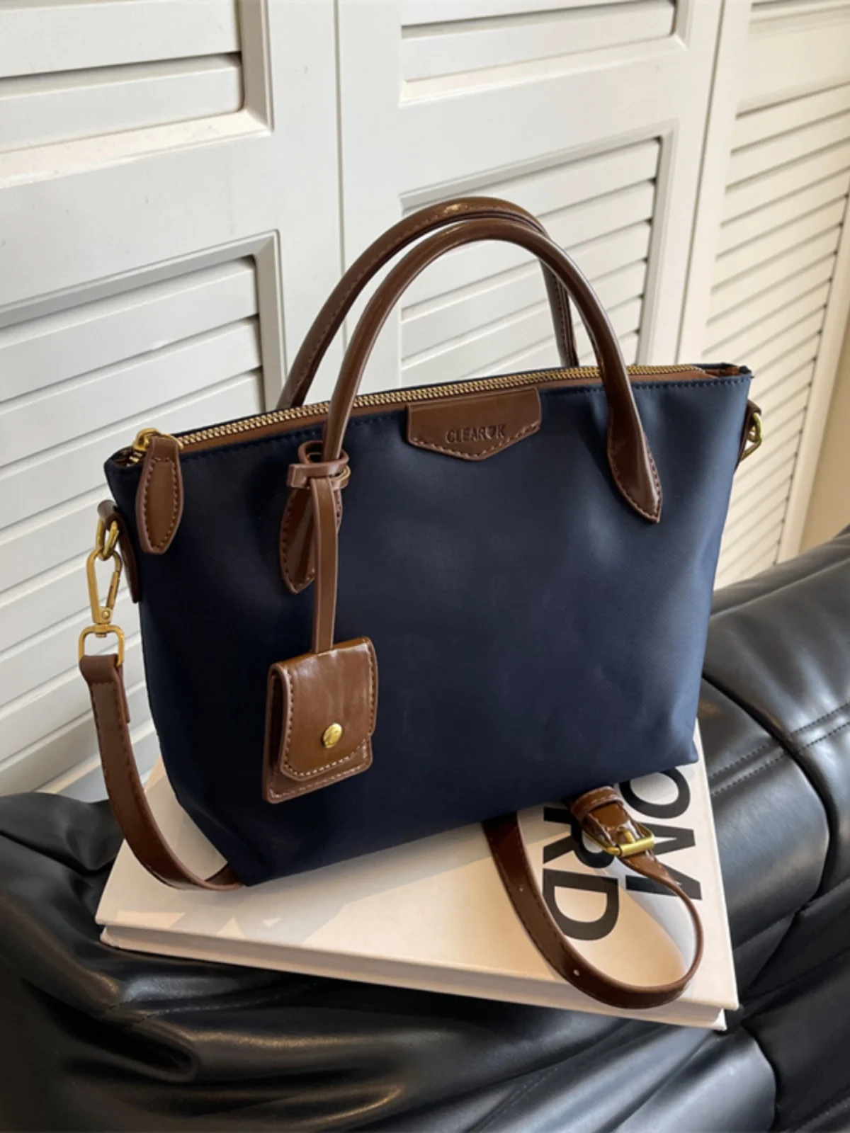 

Casual Ox Cloth Tote Bag Women's Large Capaci Crossbody Bag Commuting Handbag Nylon Material Leisure op Bag