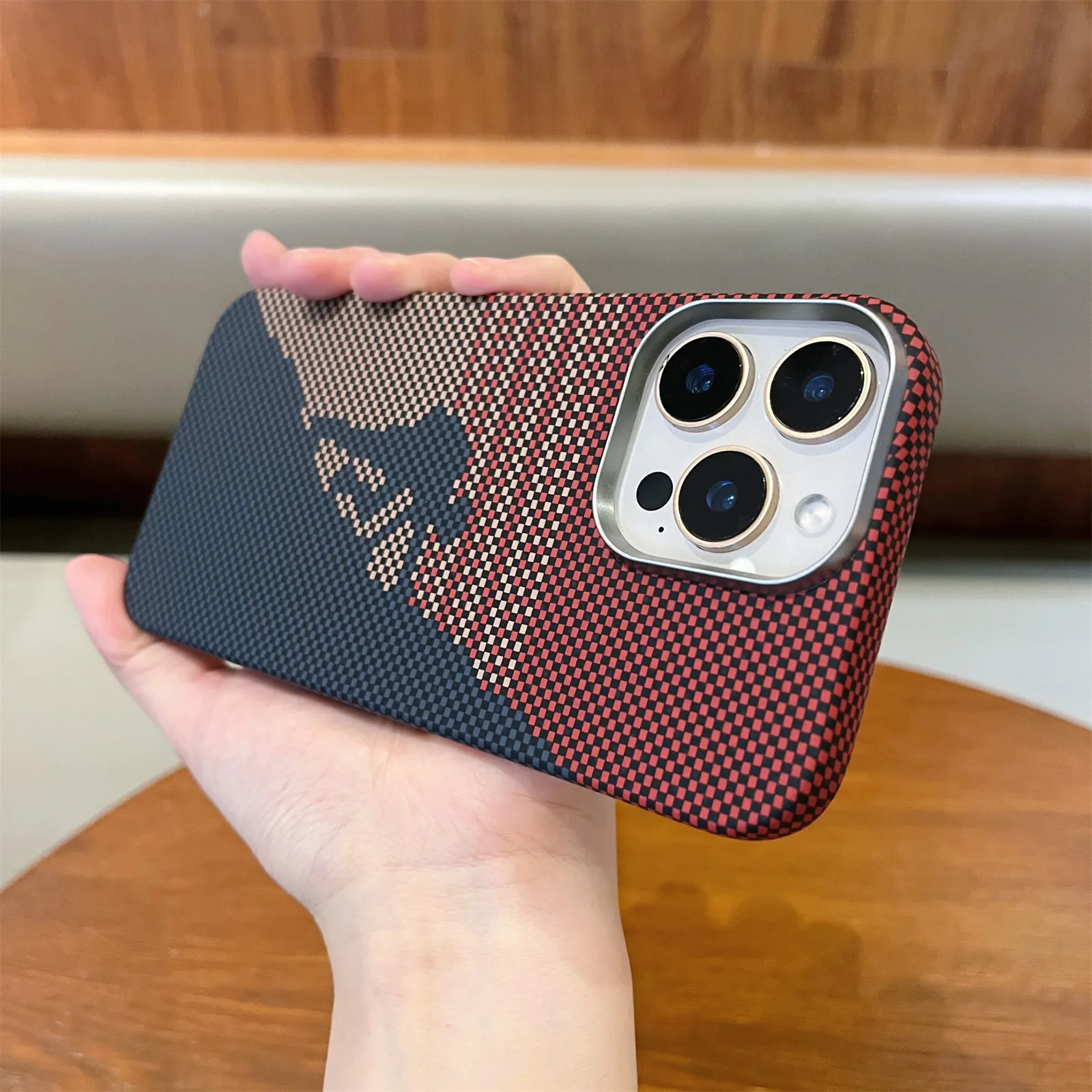 Hochwertige magnetische Semi-Wrap-Handyhülle aus Kohlefaser für iPhone 13, 14, 15, 16 Pro Max, langlebige, stoßfeste Kevlar-Schutzhülle