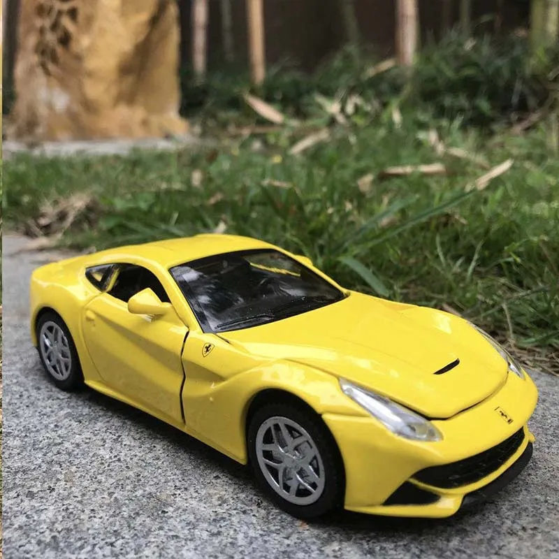 1:32 F12 Alloy Sports Car Model Diecasts & Toy Vehicles Metal Car Model Simulation Sound and Light Collection Gift