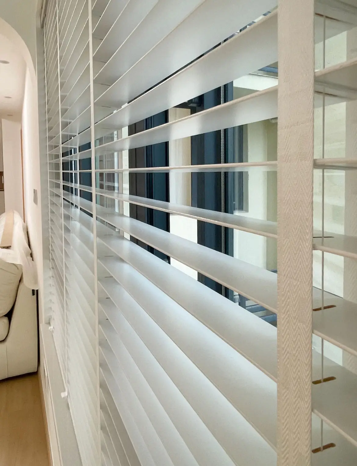 Shadzking Wooden Venetian Blinds for Windows Eco-friendly Blinds 50mm/35mm Slats Shutter Blinds for Living Room  Custom Size