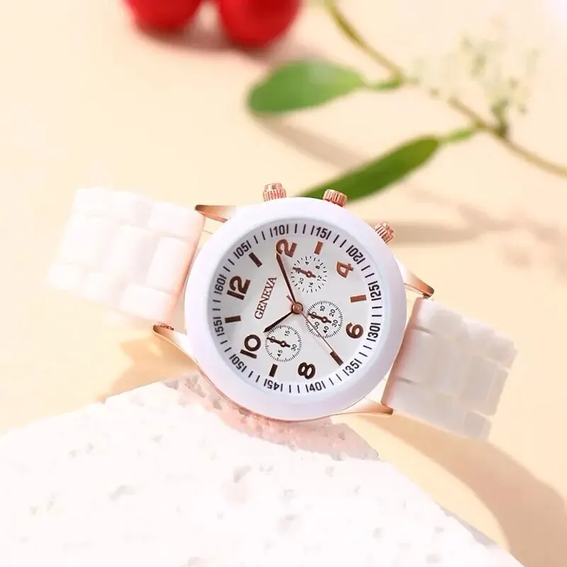 Reloj de pulsera de cuarzo con cinta de silicona para hombre y mujer, conjunto sencillo de pulsera de negocios, de lujo, plata, 4 piezas