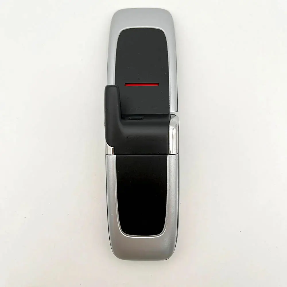 لوحة مفاتيح أصلية غير مقفلة 6060 بشريحة واحدة GSM 900/1800 بلوتوث 760 مللي أمبير في الساعة للهاتف المحمول متعددة اللغات مصنوعة في فنلندا