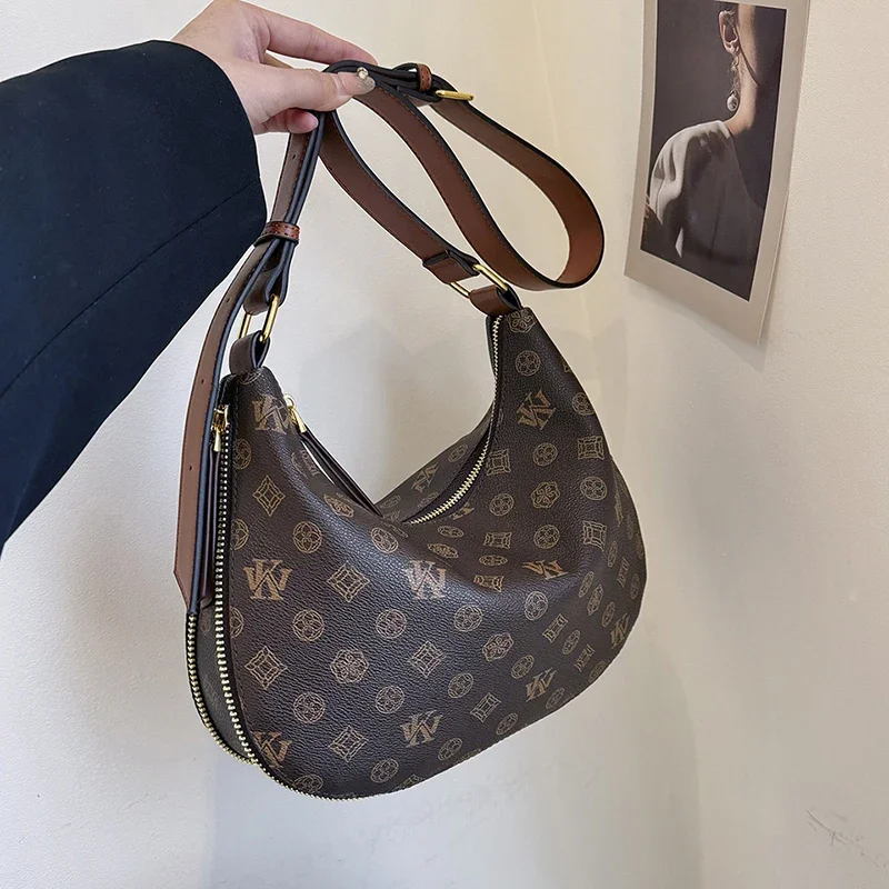 

Шикарная кожаная сумка-тоут с буквенным логотипом, элегантный кошелек через плечо, элитный минималистичный винтажный стиль, большая вместимость, пригородный покупатель