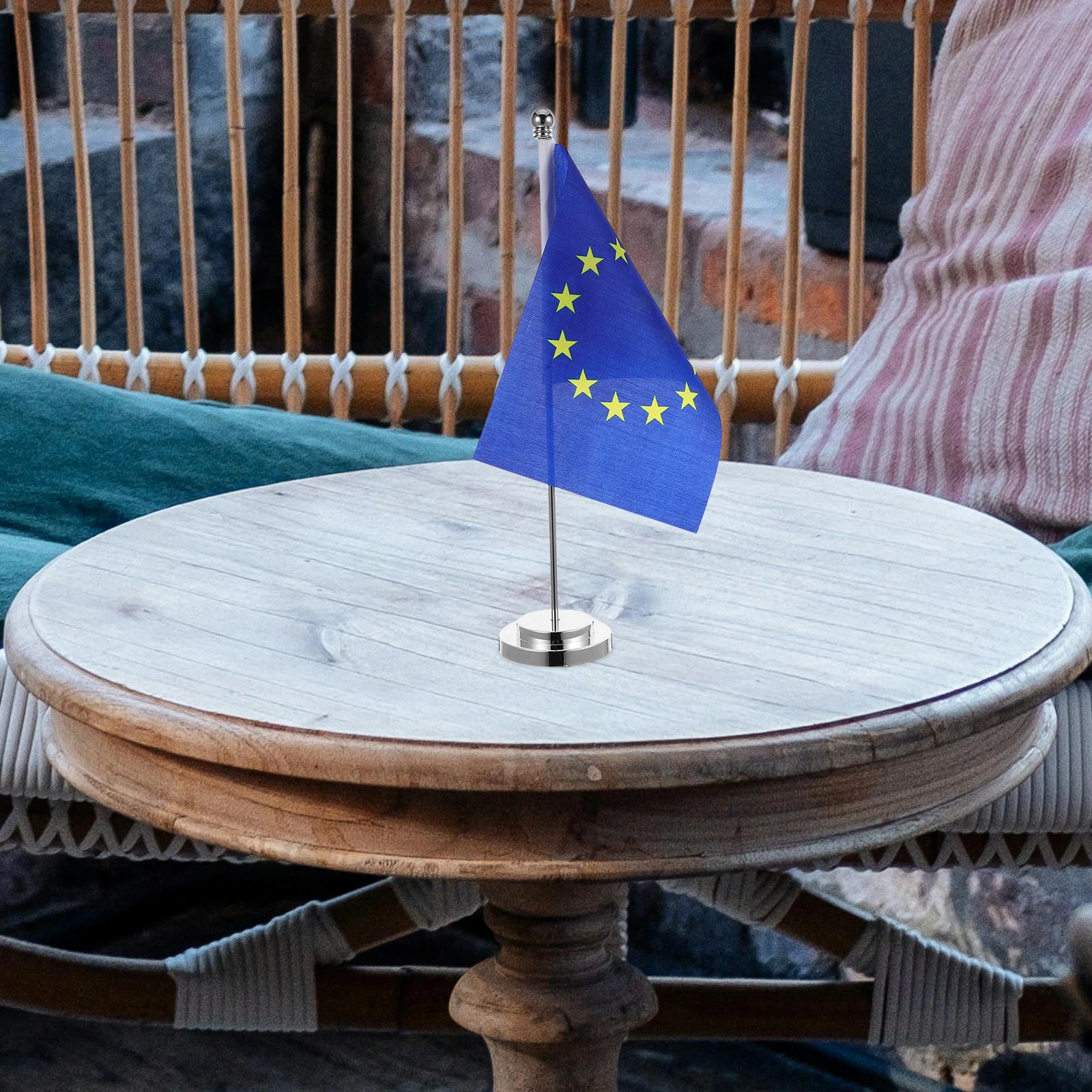 

Elegant European Union Desk Flag Polyester Stable Base Office Home Decor Mini National Flags Desktop Small Flag on Stick