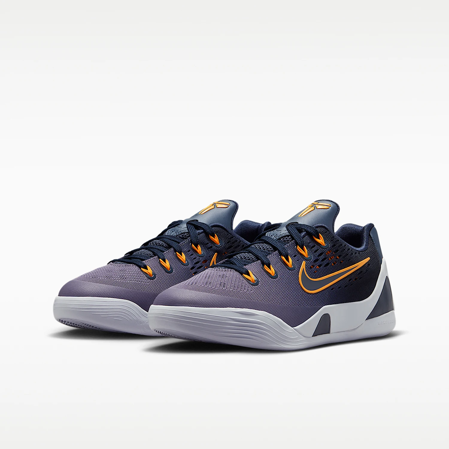 Nike genuine shock-absorbing basketball shoes with stylish and minimalist design for young children IM6641-400