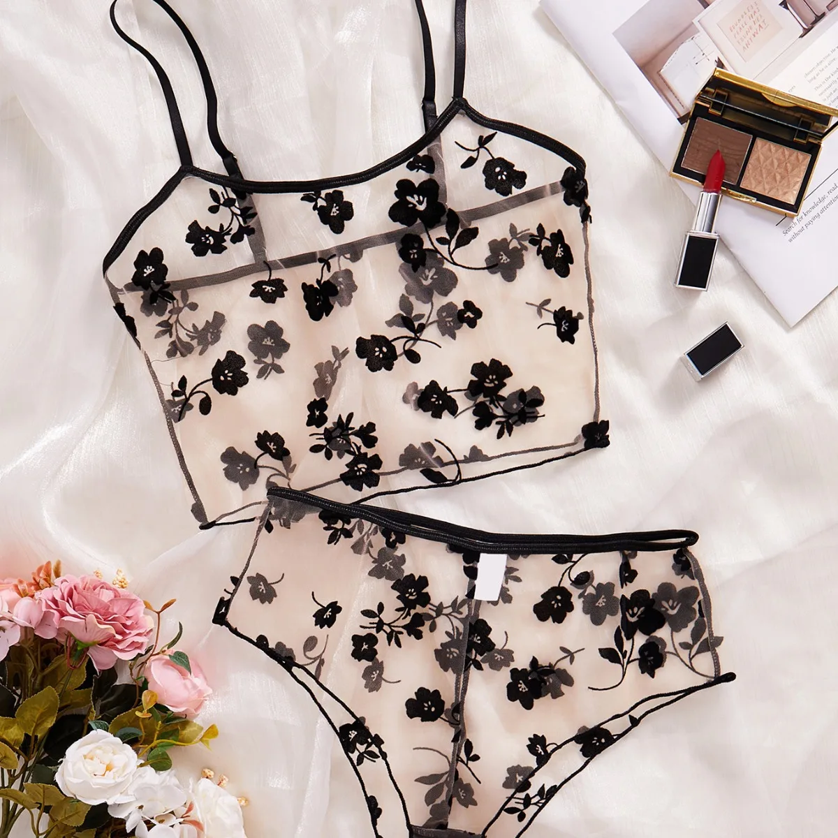 

Foreign trade summer new sex underwear three-point mesh embroidery sexy perspective temptation tube top suspender suit women