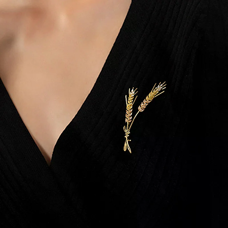 Spille Spille di perle a forma di cuore Vari accessori per abiti Spille commemorative