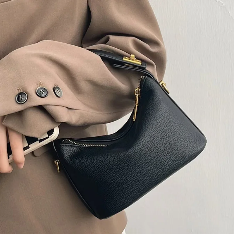 Cloud Bag Niche Design กล่องอาหารกลางวันกระเป๋า Retro กระเป๋าถือไหล่กระเป๋า Crossbody Pu หนังนุ่มทุกวันเดินทางกระเป๋าสี่เหลี่ยมเล็ก