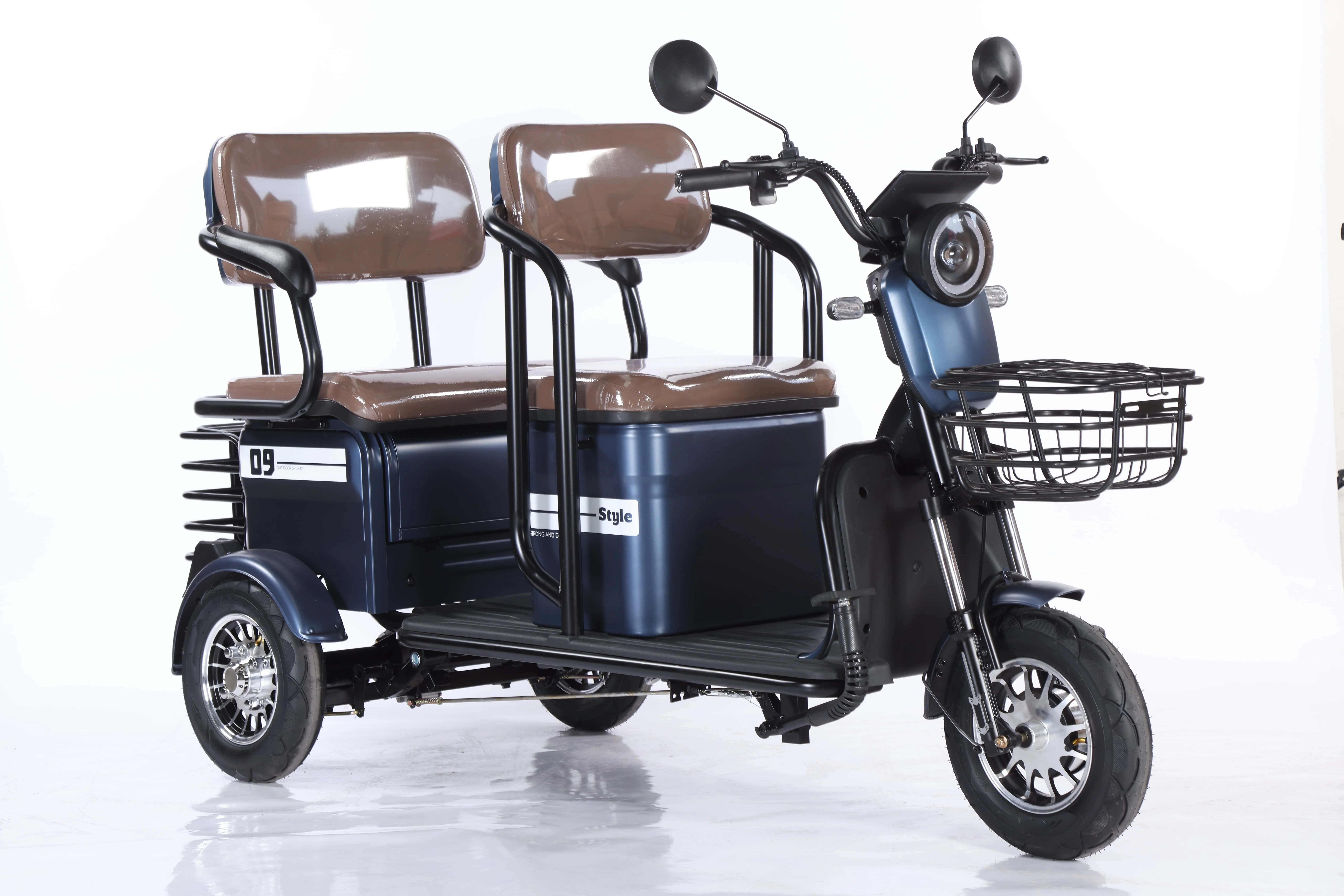2025 Electric 3-Wheel Scooter with Open Body Double Row Seats for Adult Picking up Children Leisure Tricycles for Cargopassenger