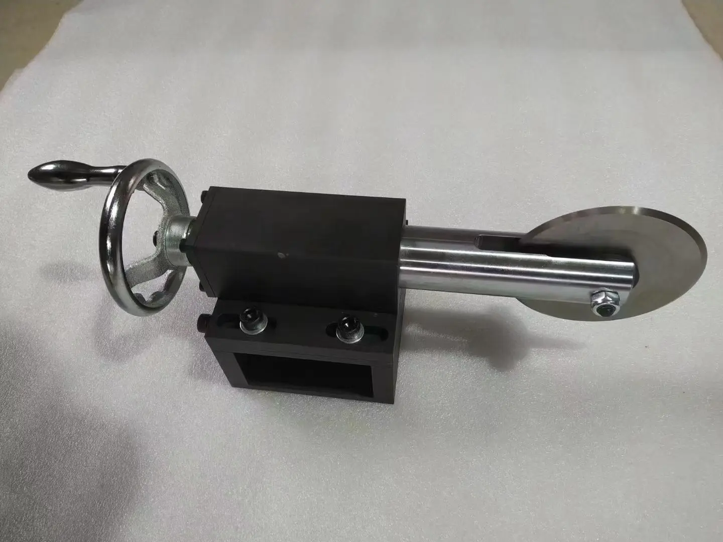 Superior Non-Woven PVC Slitting Pneumatic Blade Knife Set Pneumatic Bearing Gear Core Manufactured Slitting Knife Holder