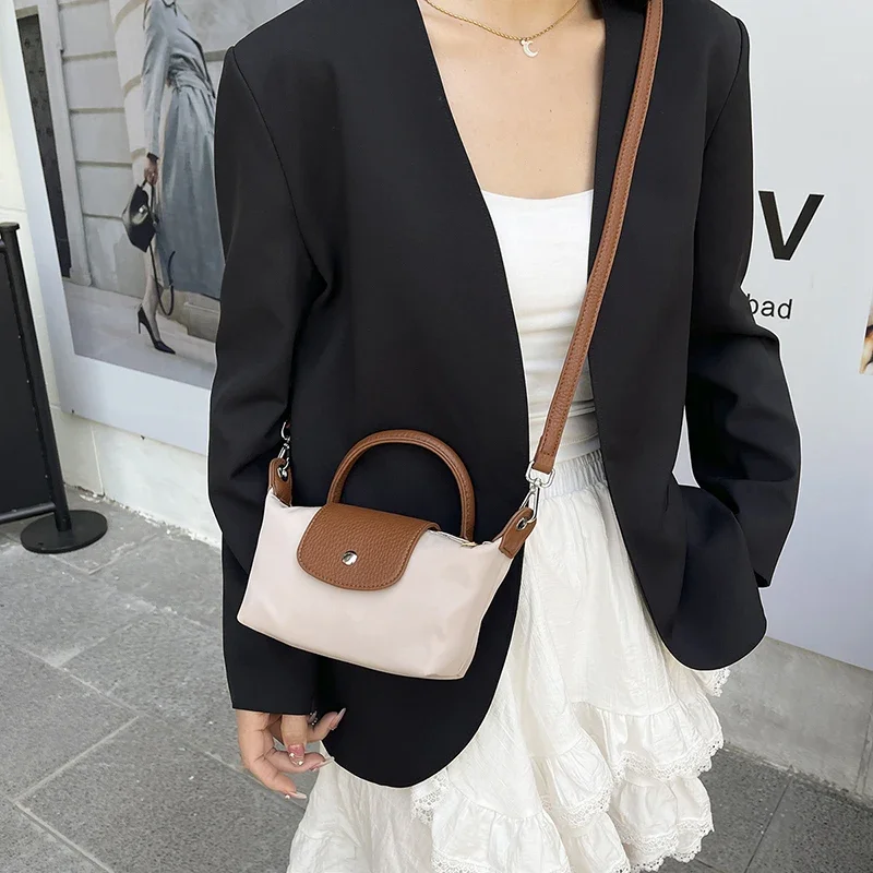 

Famous Designer Leather Crossbody Bag For Ladies Shoulder Messenger Handbag Elegant Women Luxury Brand Stylish