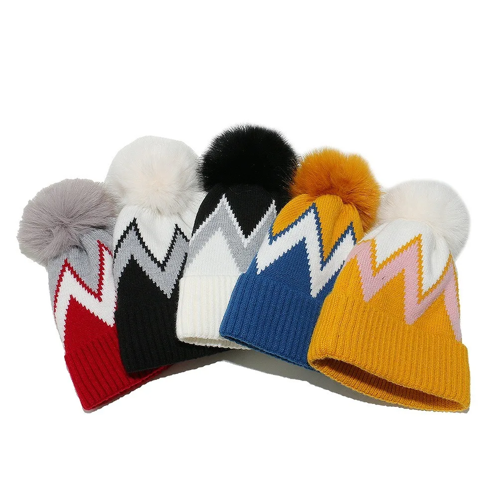 High Quality Mixed Color Beanie Hat with Faux Fur Pompon Keep Warm Knitted Hat Stripe Patterned Bonnet