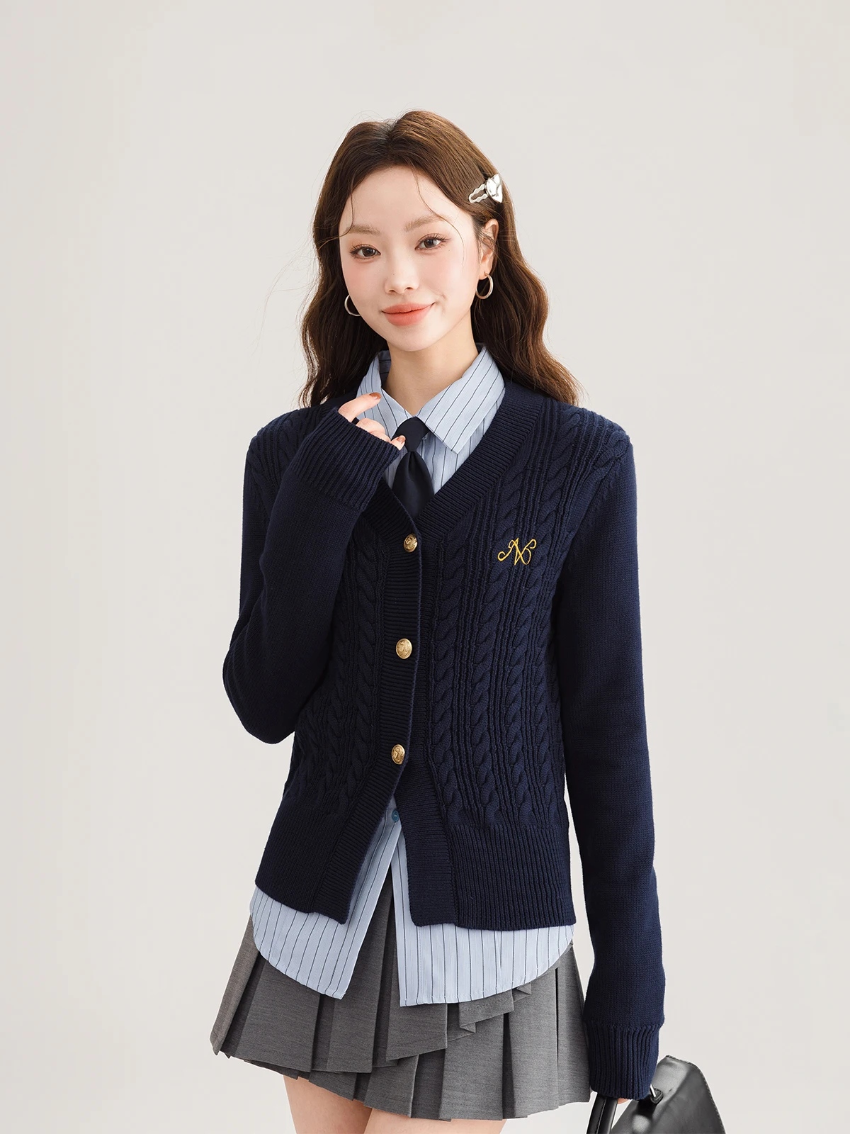 

Американский ретро-кардиган с V-образным вырезом, вязаный, на осень-зиму, женский, приталенный, универсальный топ-свитер