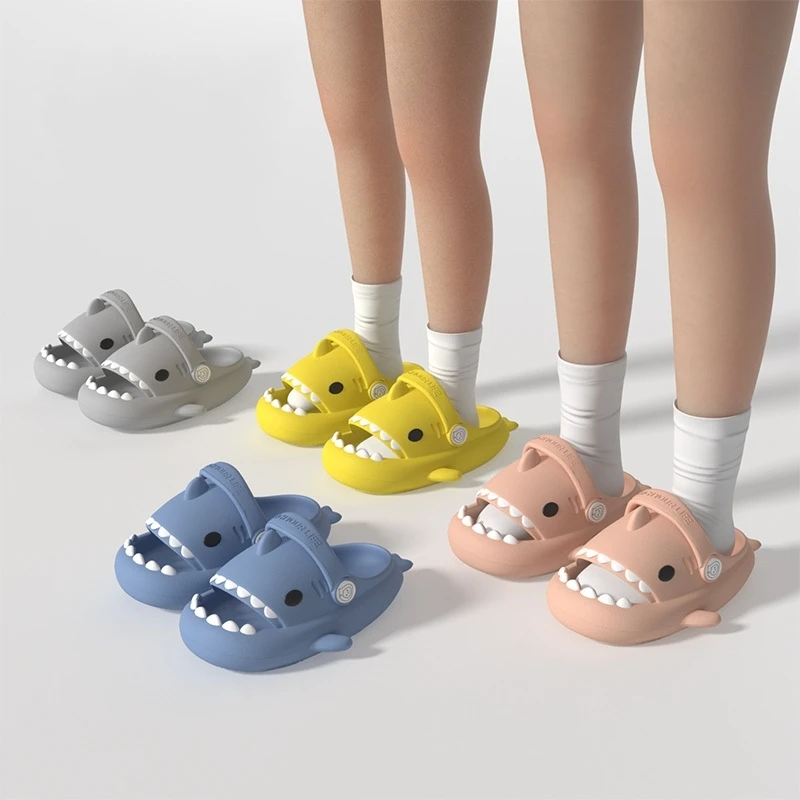 Cute Shark Slippers Beach Cartoon Cute Shark Slides Couples Girls Boys Sandals Women Men Thick Platform Anti-Slip Flip Flops