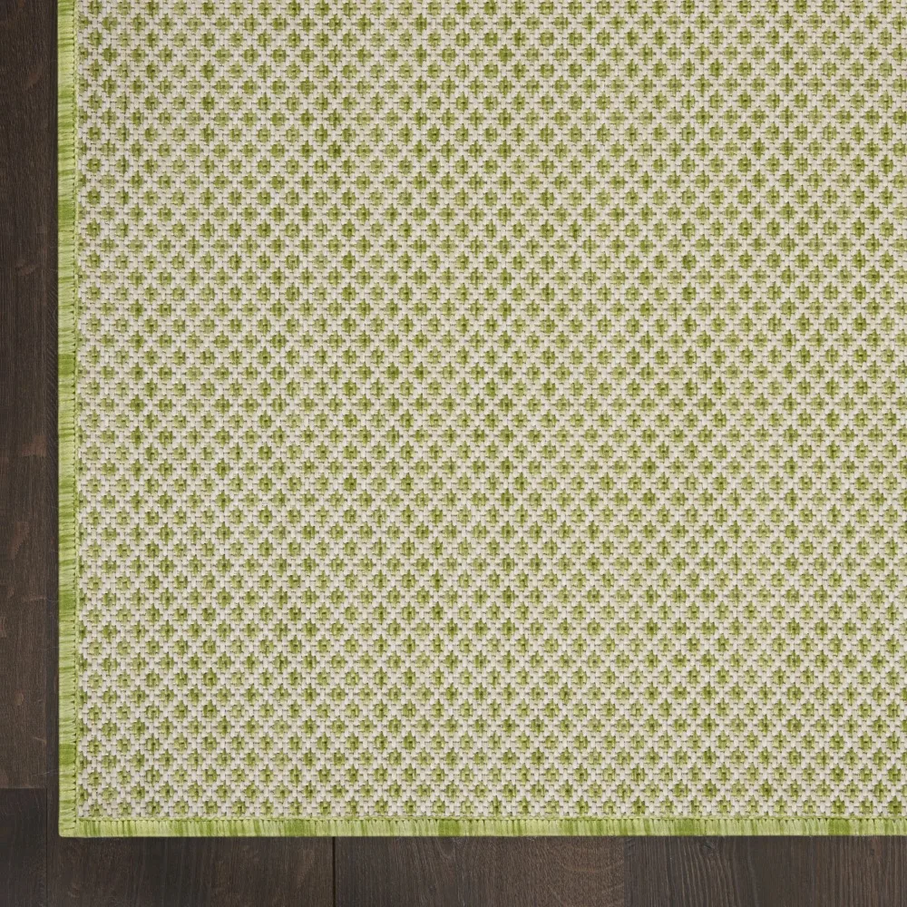 Courtyard Indoor/Outdoor Ivory Green 4' x 6' Area Rug, (4x6)