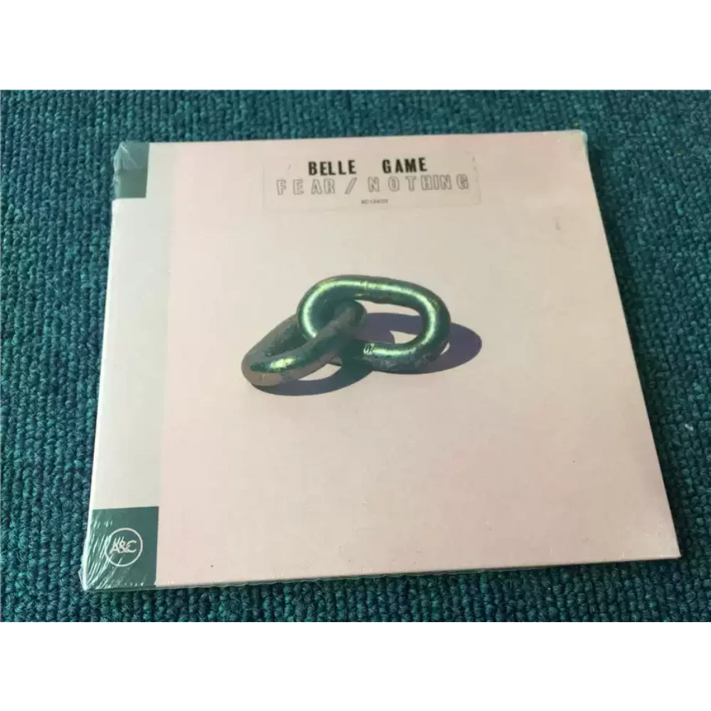 CDBelle Game Fear Nothing: Vocalismo Etéreo em Cascata, Tecelagem de Sons Psicodélicos (como a Atmosfera de 'Shine')