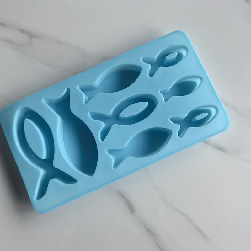 8 Cavities Animal Fish Shape Chocolate Mold Baking Tool Baking Pastry Tools Silicone Mould Ice Cube Tray Non-Stick Flexible