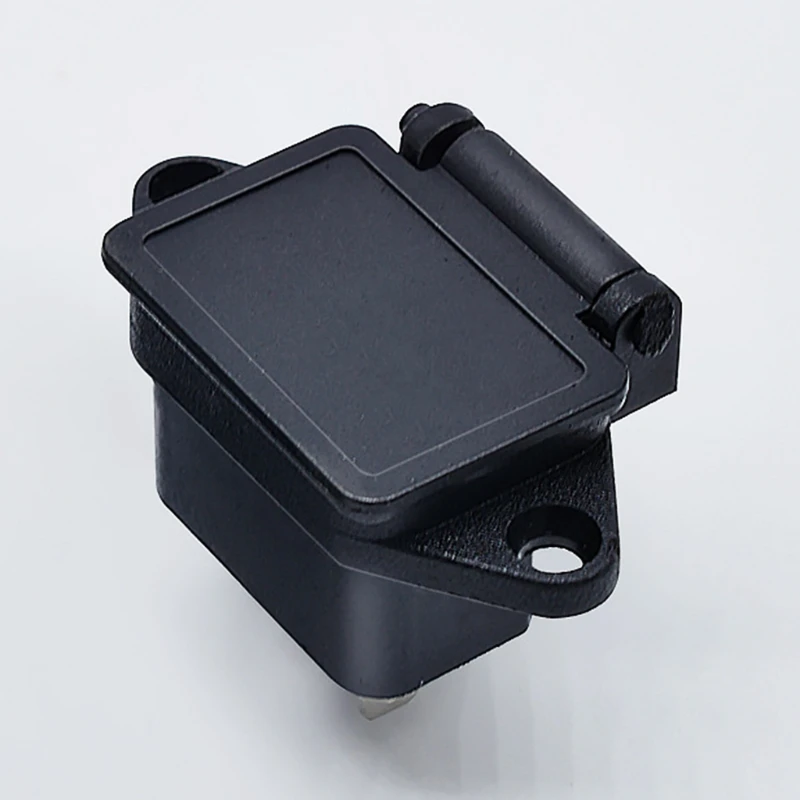 250V 10A IEC320 C14 3 Pin Male Power Cord Inlet Socket