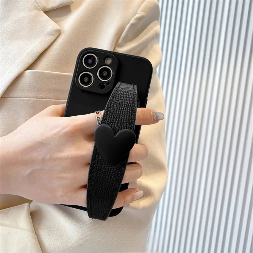 아이폰 16 15 14 13 Pro 12 11 Max Plus 16Pro 브라켓 폰 케이스 가죽 크로스바디 소프트 15Pro 커버 러브 손목 스트랩 폰 케이스