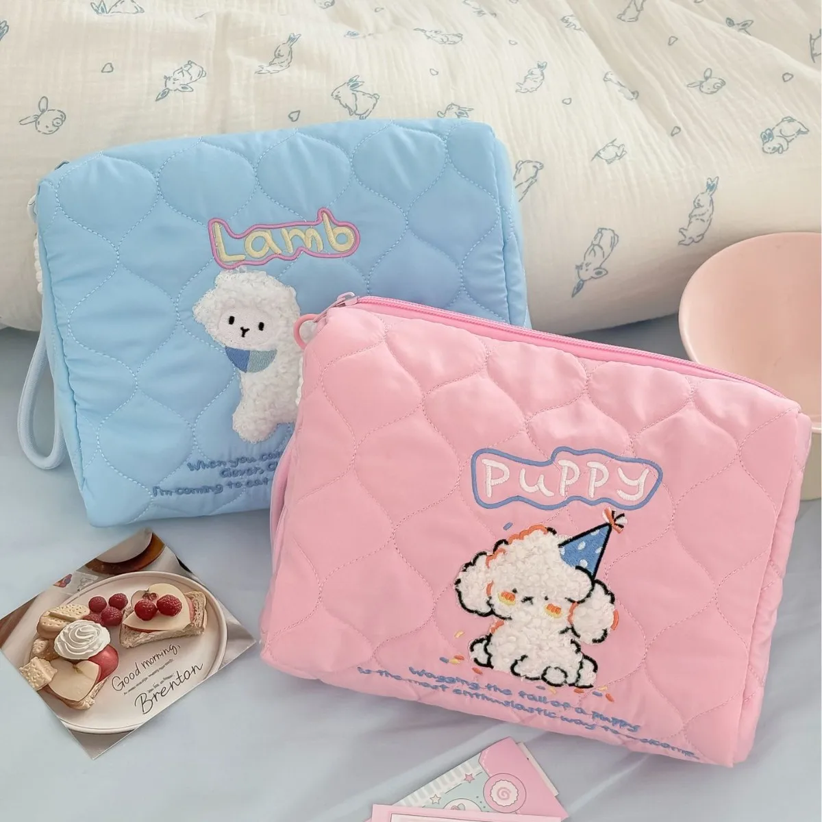 Cute Storage Bag With Embroidery High Appearance Level Large Capacity Dopamine Travel Clutch  Travel Essentials Bag Sweet Style