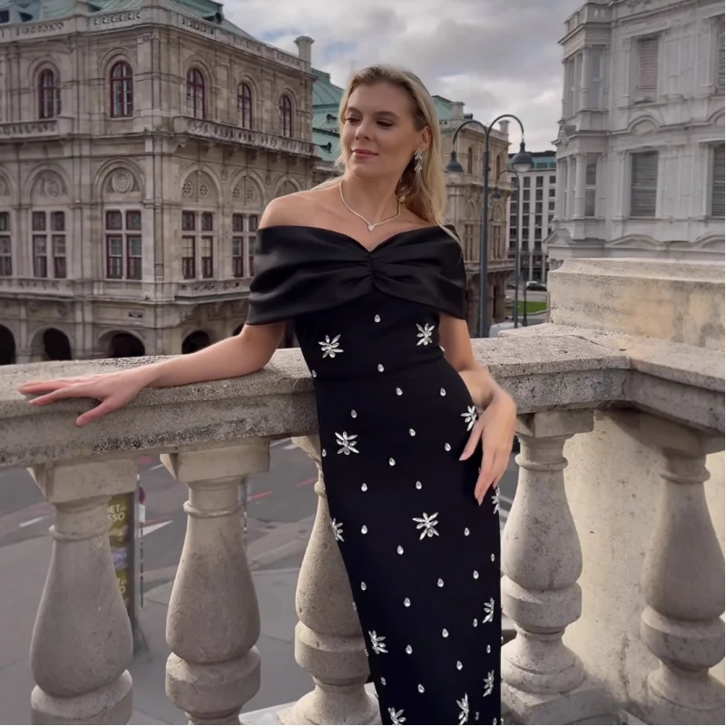 

2025 European and American Fashion Elegant Off-Shoulder Rhinestone Bandage Dress