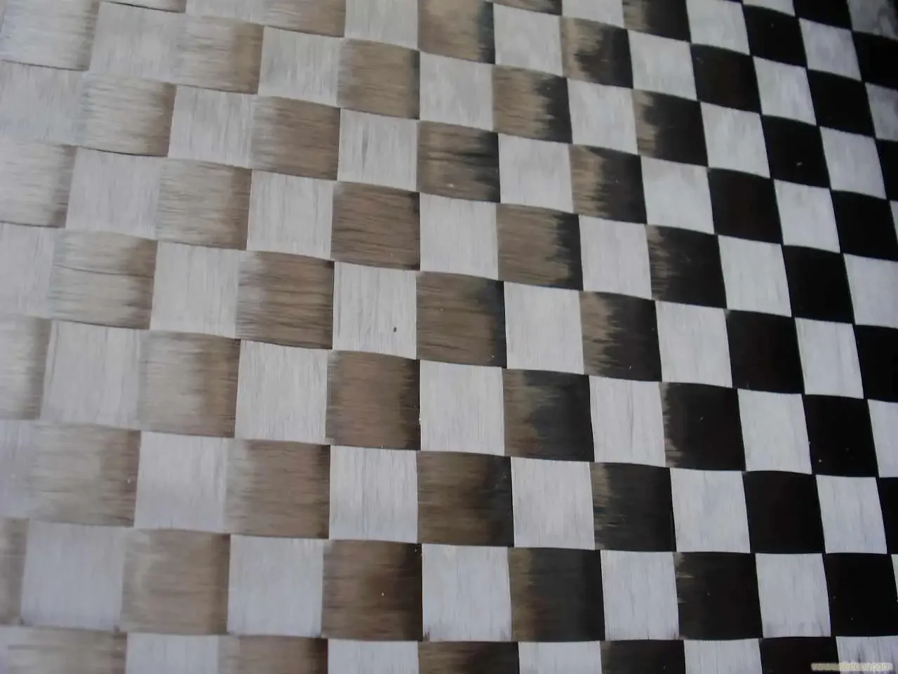 8*8mmReal ألياف الكربون القماش نسيج الكربون تمتد عادي كبير منقوشة 12K 100gsm 200gsm 12 "/30 سنتيمتر 20" 50 سنتيمتر عرض 100 سنتيمتر طول الخياطة