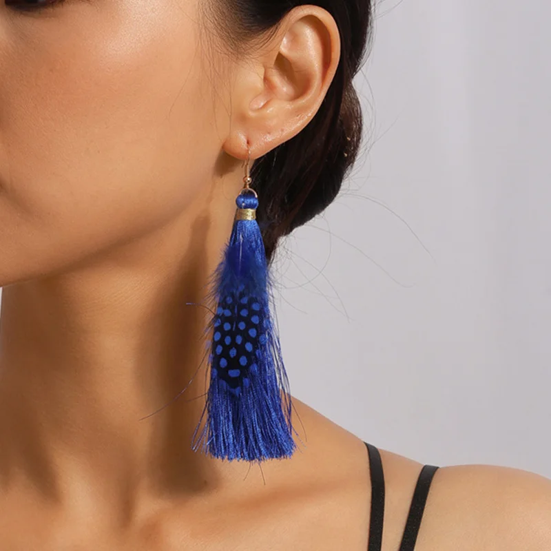 Aihua Boho lange Feder Ohrringe für Frauen schicke Huggies Zigeuner Fransen Ohrringe handgemachte Aussage Schmuck Geschenke – Detail 12