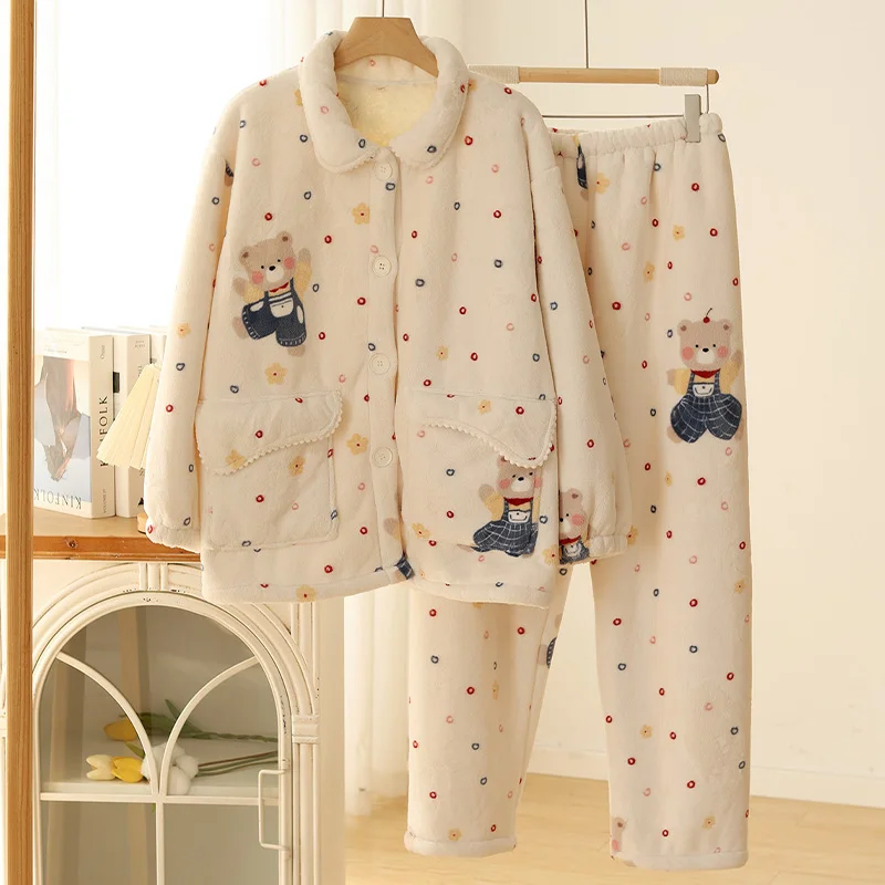 

Sweet and Cute Winter Women's Pajamas Coral Velvet Warm Set Lamb Velvet Loose Large Home Clothes Can be worn outside