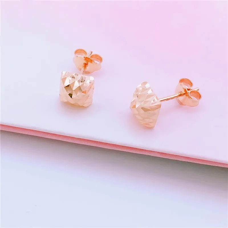 

Light Luxury Fashion New in Faceted Square Stud Earings Plated 14K Rose Gold 585 Purple Gold Earrings for Women Jewelry